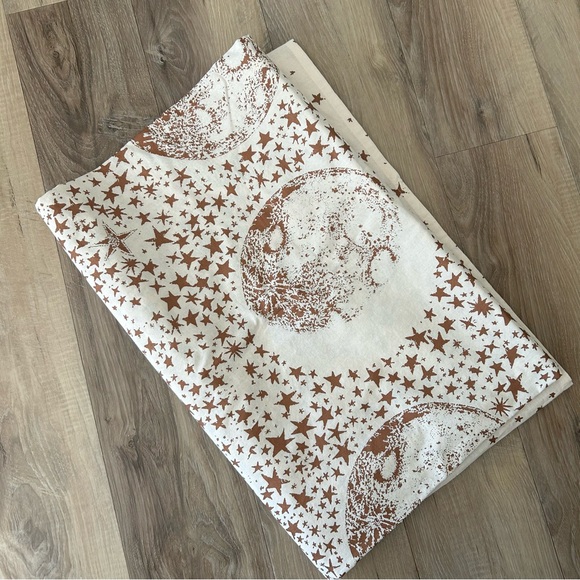 Urban Outfitters Stardust Tapestry - Picture 3 of 3